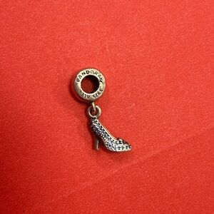 Pandora official - Cinderella slipper charm